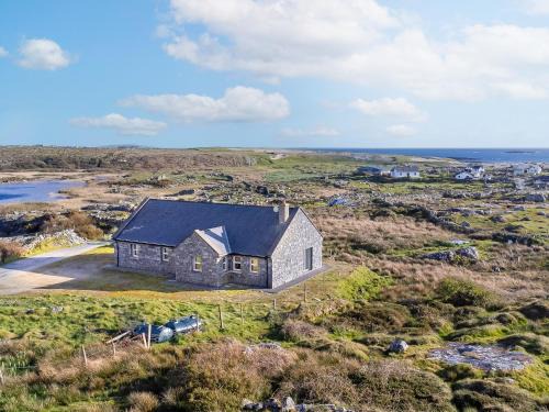 Roundstone House | Campbells Cottage