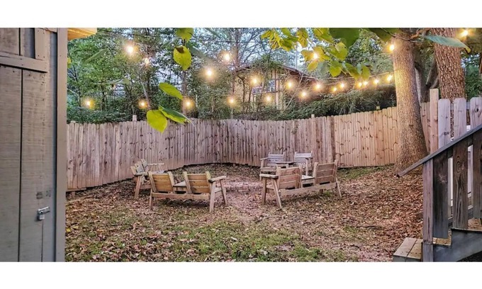 Rockaway Beach House | Campfire Cabin at the Lake - Sleeps 10