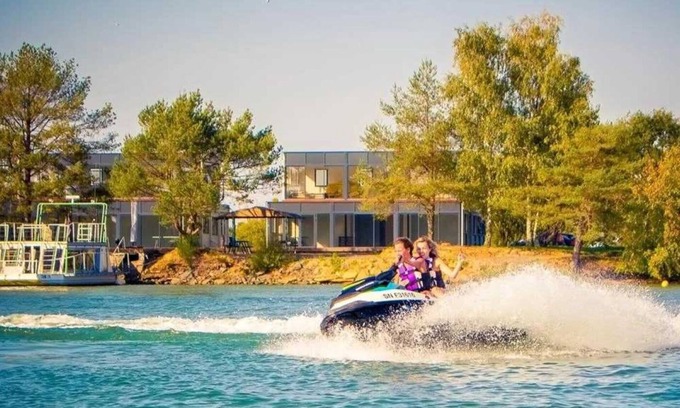 Guemene-Penfao House | Camping 3 étoiles - Piscine - eebebh