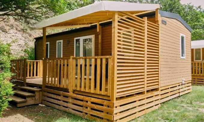 Messery House | Camping 3 étoiles - Piscine - ccafbie