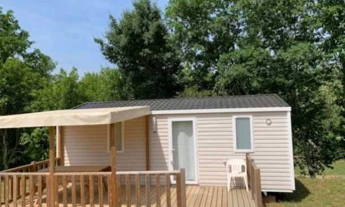 Soturac House | Camping 3 étoiles - Piscine - eehce0