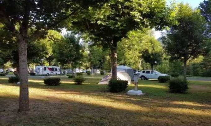 Florac House | Camping 3 étoiles - Piscine - eeed00