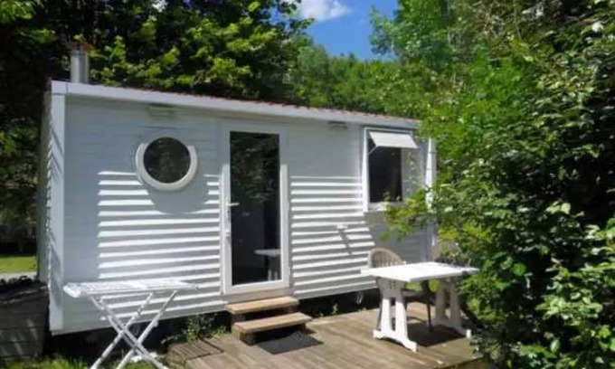 Urt House | Camping 3 étoiles - Piscine - eecbgc
