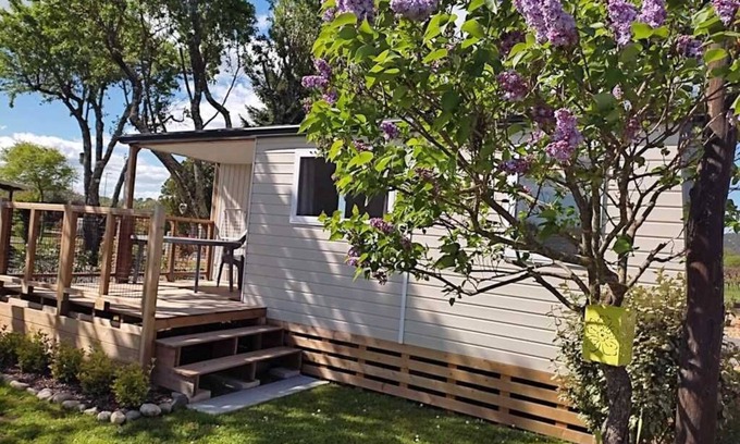 Massillargues-Attuech House | Camping 3 étoiles - Piscine - eehiif