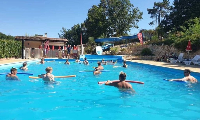 Salles House | Camping 4 étoiles - Parc aquatique - ccaaddh