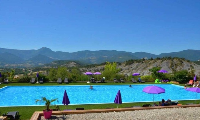 Rosans House | Camping 4 étoiles - Piscine - ccbacg0