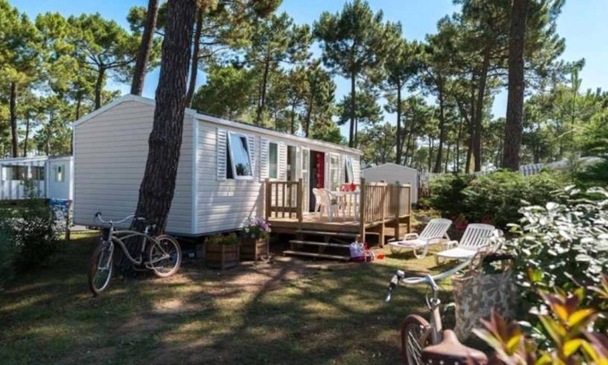 Les Mathes House | Camping - Funpass inclus - Piscine - ccaegfd