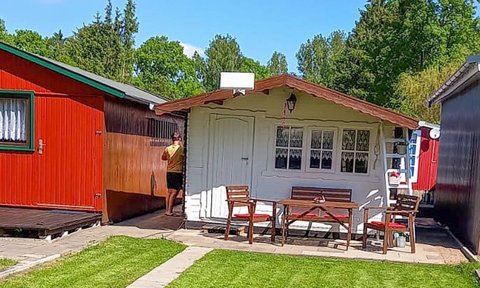 Neukalen RV Rental | Camping Glück an der Peene - Boathouse and caravan