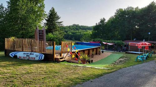 Saint-Medard-la-Rochette Other | CAMPING LA PERLE