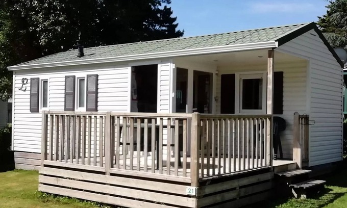Saint-Nicolas des Eaux House | Camping Le Clos du Blavet * - Mobil home PACIFIC 30m2/2 bedrooms - Semi-covered terrace 5 people