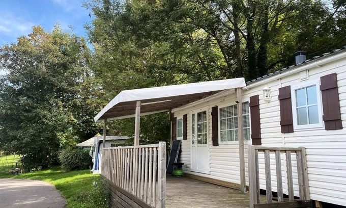 Le Grand Serre House | Camping le Grand Cerf * - Premium 6-person mobile home with covered terrace, 3 bedrooms, air conditioning, dishwasher, TV for 6 people