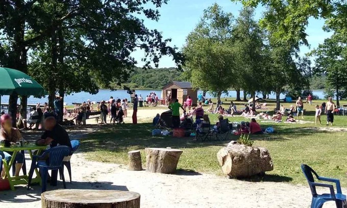 Priziac RV Rental | Camping Le Lac O Fées