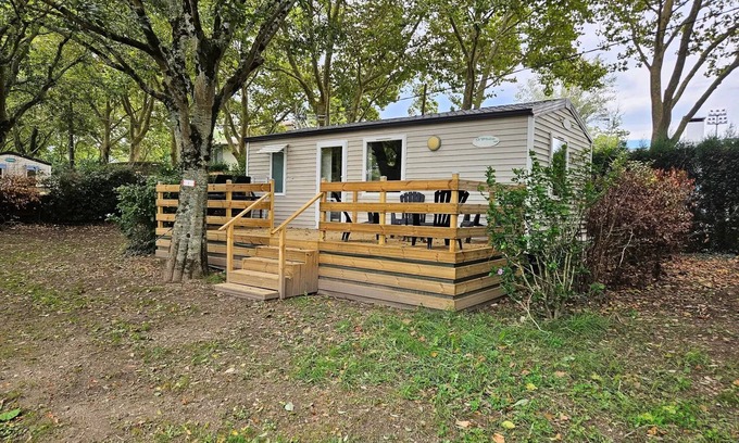 Revel House | Camping le Moulin du Roy * - Mobile Home 2 bedrooms Comfort + Air conditioning 28 m² 4 to 5 people - 4 people included in the price