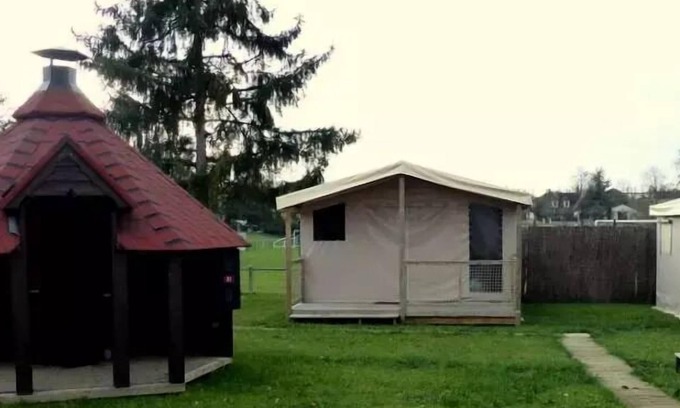 Verteillac House | Camping Le Pontis* - 3-room African tent for 4 people Without sanitary facilities