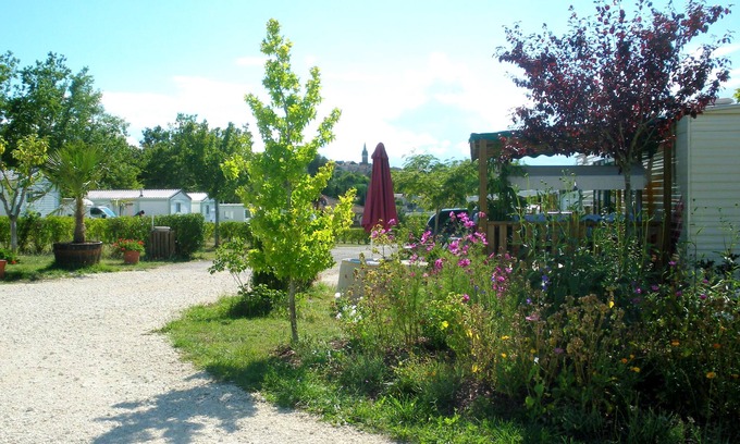 Verteillac RV Rental | Camping Le Pontis