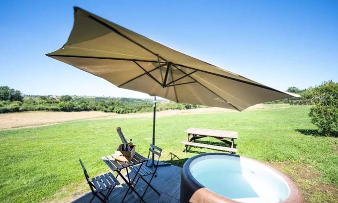 Target House | Camping maeva Escapades Domaine des Grandes Côtes * - Lodge des Bois 2 Rooms 2/4 People (2 adults + 2 children under 12 years old) Air-conditioned + Jacuzzi