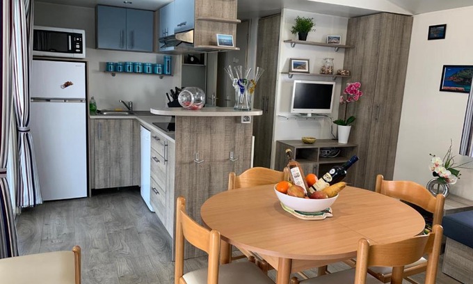 Puget-sur-Argens Other | CAMPING OASIS VILLAGE 5*