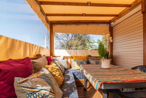 Canet-Plage House | Camping siblu vue sur Canigou