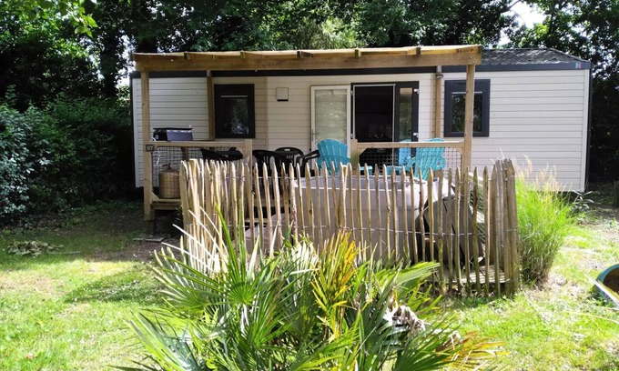 L'Aiguillon-sur-Vie House | Camping Ushuaïa Le Parc de La Grève * - Mobile Home Zen 3 Rooms 4 People + Jacuzzi