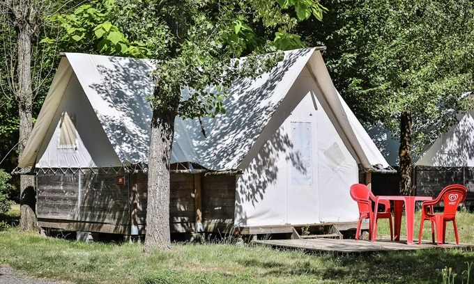 Les Achards House | Campsite Flower le Pavillon* - Canvas and Wood Bungalow 3 rooms 4 people Without Sanitary