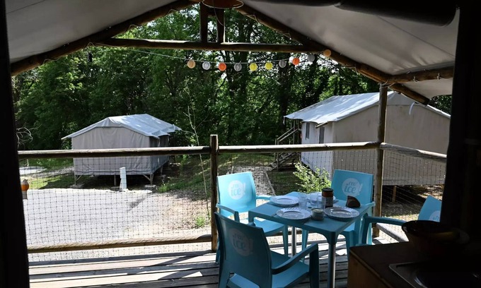 Martiel House | Campsite Flower Le Lac aux Oiseaux * - Cabins Lodges Standard 3 rooms 4 people Without Sanitary