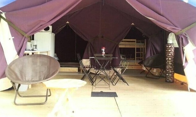 Neuveglise-sur-Truyere House | Campsite Flower le Belvedere **** - Freeflower Comfort Tent 3 rooms 5 people Without Sanitary