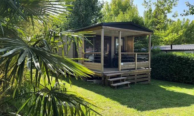 Saint-Vincent-de-Cosse House | Campsite Flower le Tiradou* - Mobile home Premium Living 3 rooms 4 people