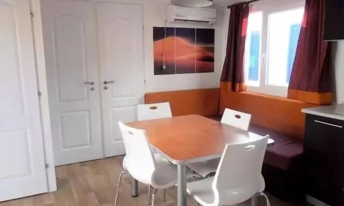 Mialet House | Campsite La Berge Fleurie * - Mobile home 3 bedrooms + convertible sofa - 8 pers CLIMATEIZATION/TV 8 persons