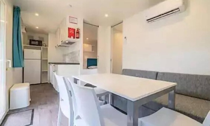 Les Mathes House | Campsite La Pinède* - Premium 3-room mobile home for 4 people Air-conditioned + TV