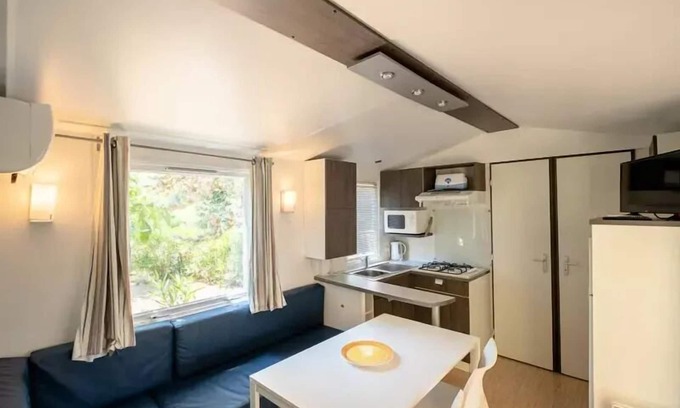 Auribeau-sur-Siagne House | Campsite Le Parc des Monges * - Mobile Home 3 Rooms 4 People Air Conditioned
