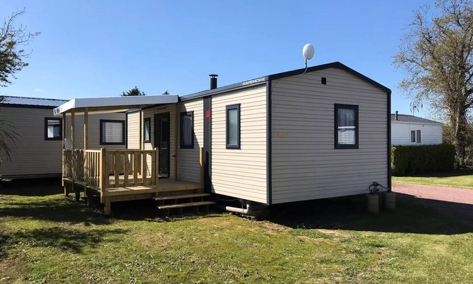 Quettehou House | Campsite Le Rivage * - Mobil home Grand Confort - 2 bedrooms 4 people