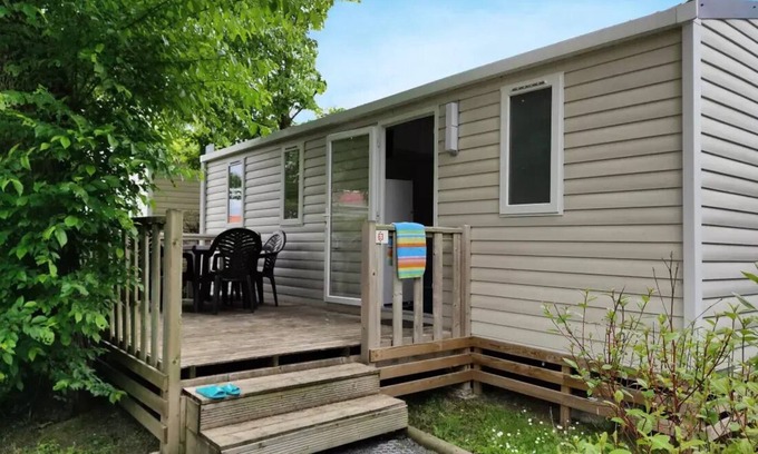 Saint-Laurent-sur-Sevre House | Campsite Le Rouge Gorge* * - MOBILE HOUSE 30m2 (3 bedrooms) ECO 6 persons