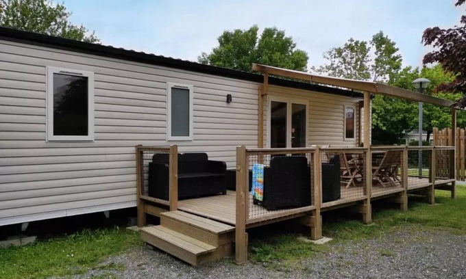 Saint-Laurent-sur-Sevre House | Campsite Le Rouge Gorge* * - MOBILE BEDROOM 40M2 (3 bedrooms - 2 bathroom) PREMIUM TV CLIMATEIZATION VAISSELLE LAVE 8 persons