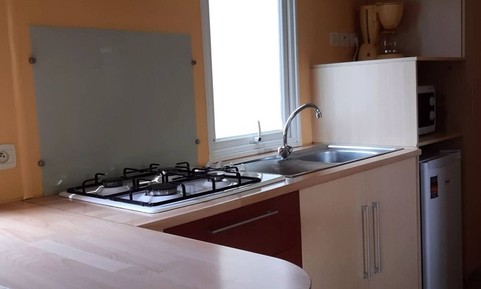 Estavar House | Campsite Les Jardins d'Estavar* - 3 Room Mobile Home 4 People