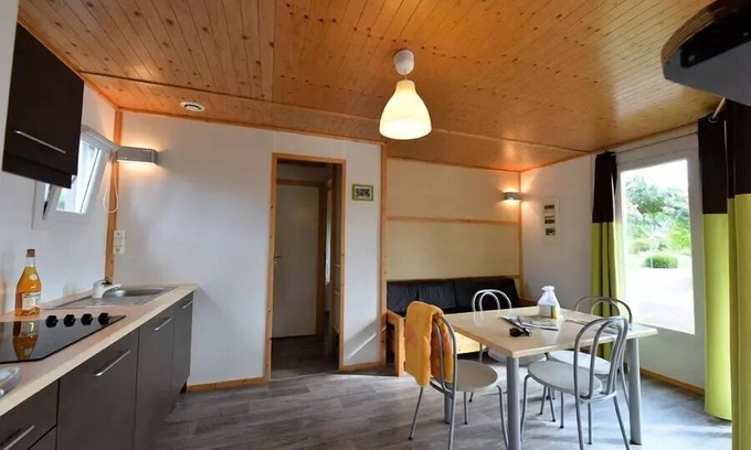 Caro Ski Chalet | Campsite maeva Respire Domaine de Kervallon * - Chalet Comfort Premium 3 Rooms 4 People + TV