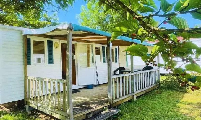 Bouvet Island House | Campsite Quercy Vacances* - 3-room mobile home for 4 people