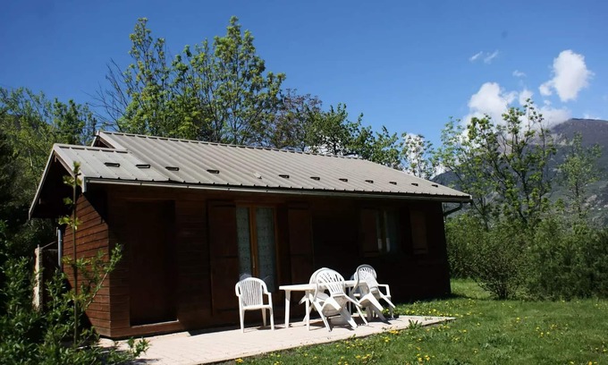 Guillestre Ski Chalet | Campsite Saint James Les Pins* - Comfort Chalet 3 Rooms 4/6 People