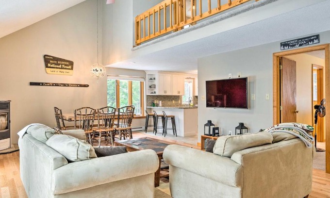 Campton House | Campton Home with Mountain Views Near Trails and Lake