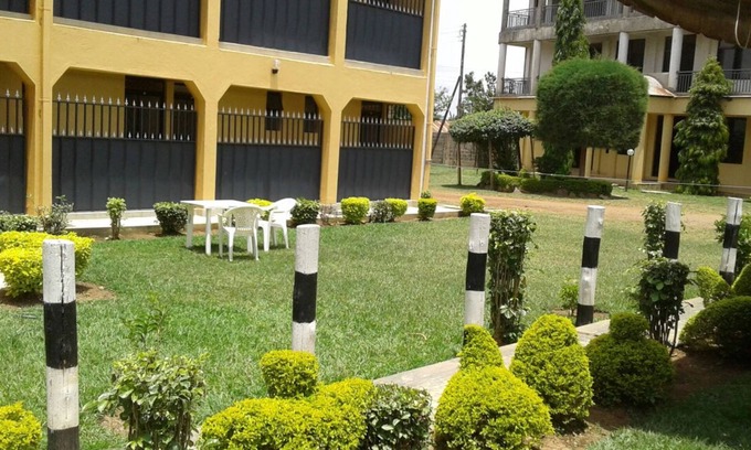 Ugunja Hotel | Camunya Hotel Ugunja