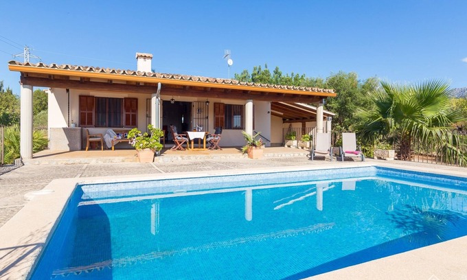 Moscari Villa | Can Gallu. Villa Adults Only with private pool in Moscari.