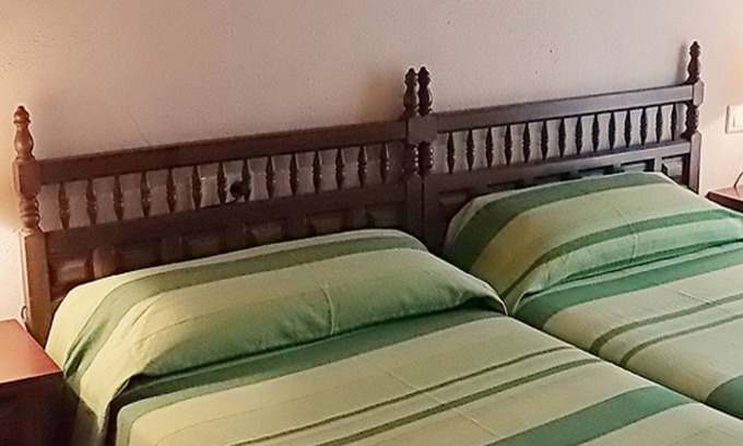 Guardia dels Prats Cottage | Can Ros house dated in 18th century
