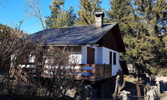 Toses House | Can Serraïma. Mountain chalet in the Pyrenees.