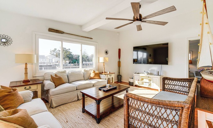 Mystic Island House | Canal-Front Home w/Dock in Little Egg Harbor!
