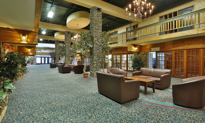 Portage La Prairie Hotel | Canad Inns Destination Centre Portage la Prairie