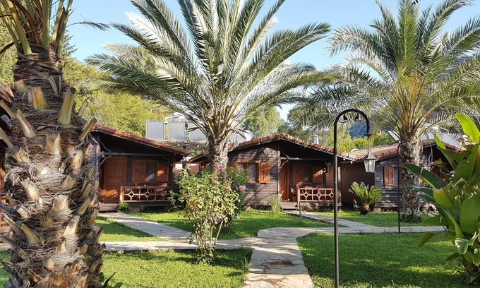 Cirali Hotel | Canada Hotel & Bungalows