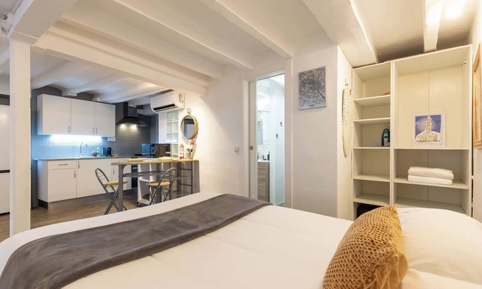 Old Town Apartment | Canals by Unik Tarragona