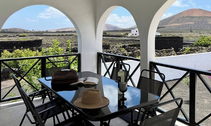 Tias Villa | Canaryislandshost I Azucena