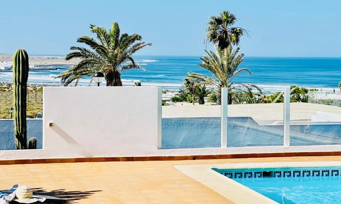 Urbanizacion Famara Villa | Canaryislandshost I Marquesa