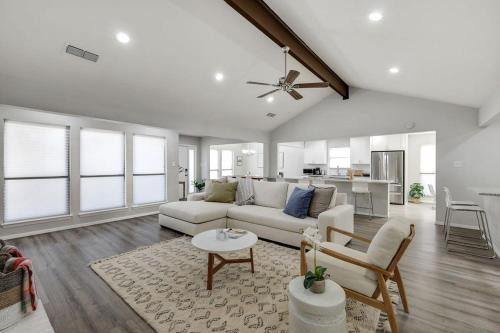 Fort Worth House | Candleridge Casa - Newly Remodeled 4-BD Hidden Gem