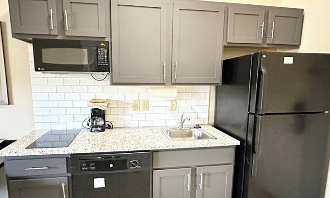 South Bend Hotel | Candlewood Suites Airport by IHG